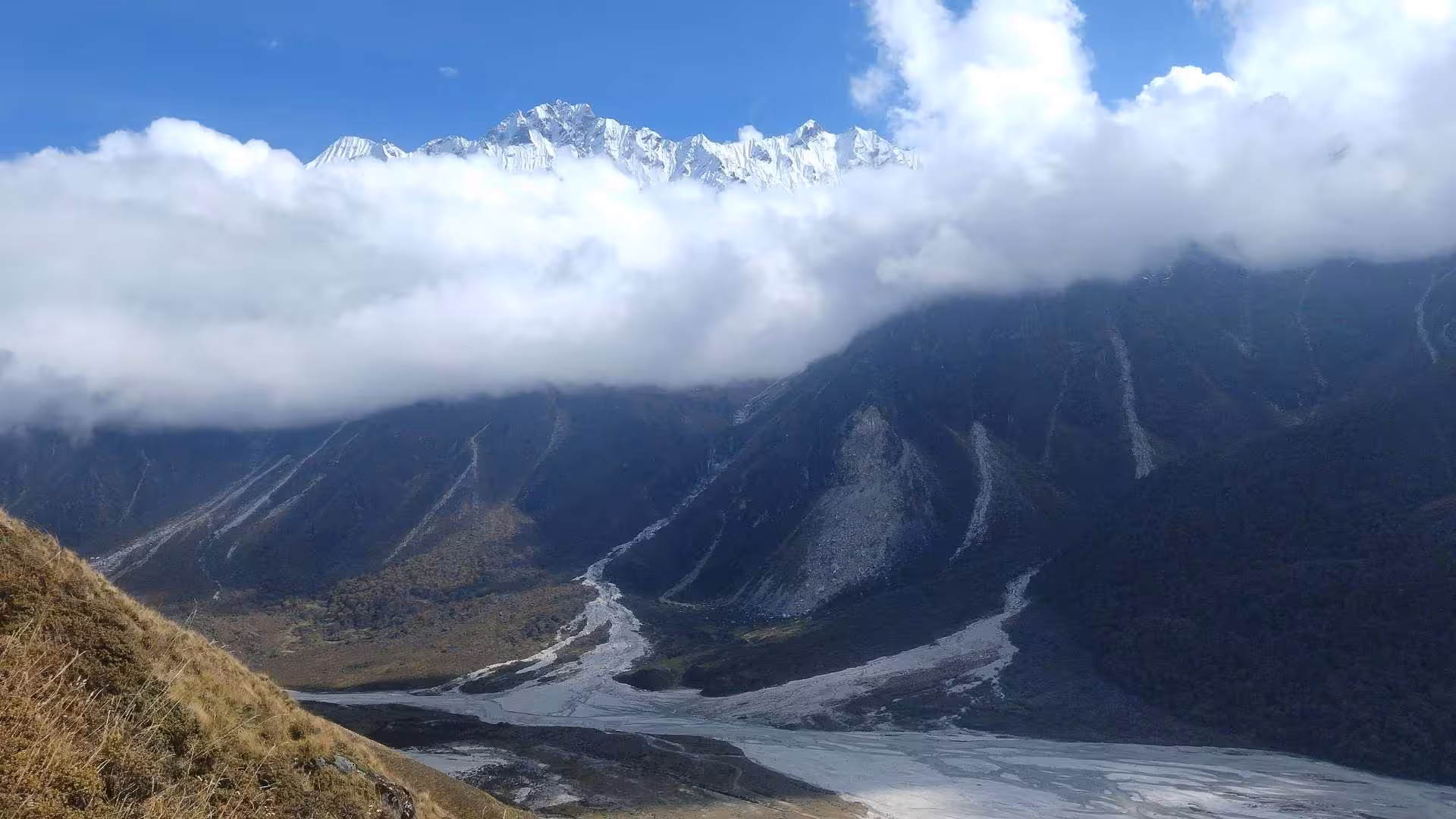A Complete Guide to Langtang Gosaikunda Trek in Nepal