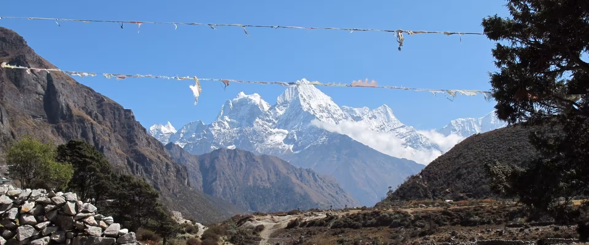 Why Autumn Stands Out for the Everest Base Camp Trek