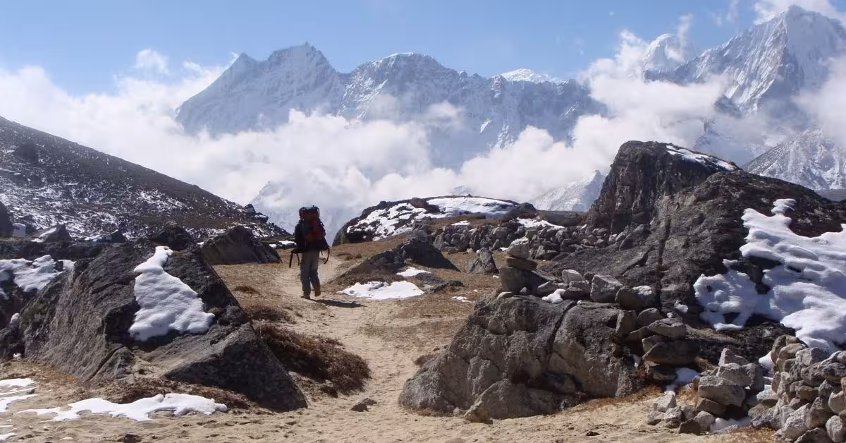 Himalayan trail from Lukla to EBC