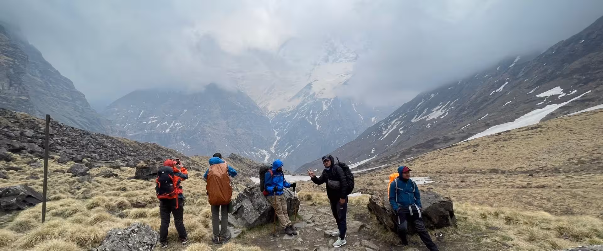 Benefits of Trekking with a Guide and Reasons to Hire One