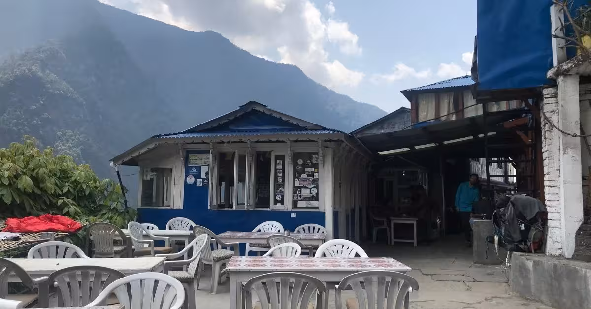 trekkers resting point on Annapurna trek