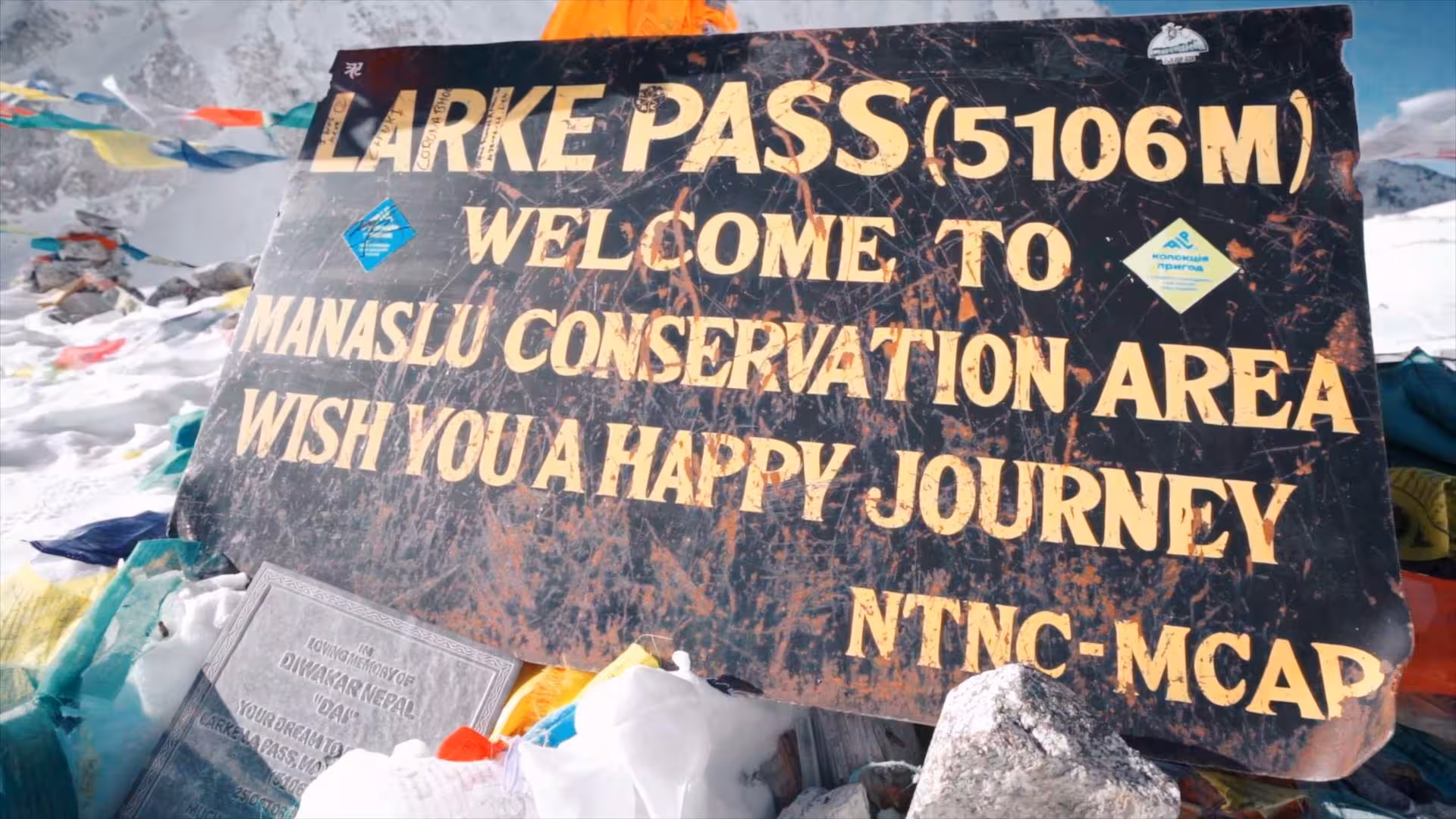 Larke-Pass-Manaslu-Conservation-Area.jpg