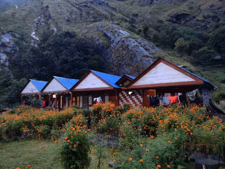 ManasluTrekAccomodation-1-768x576.jpg