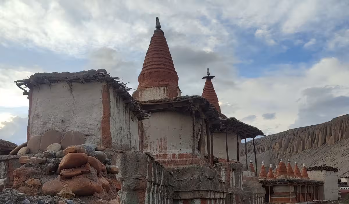 ancient-building-during-upper-mustang-trek.jpg