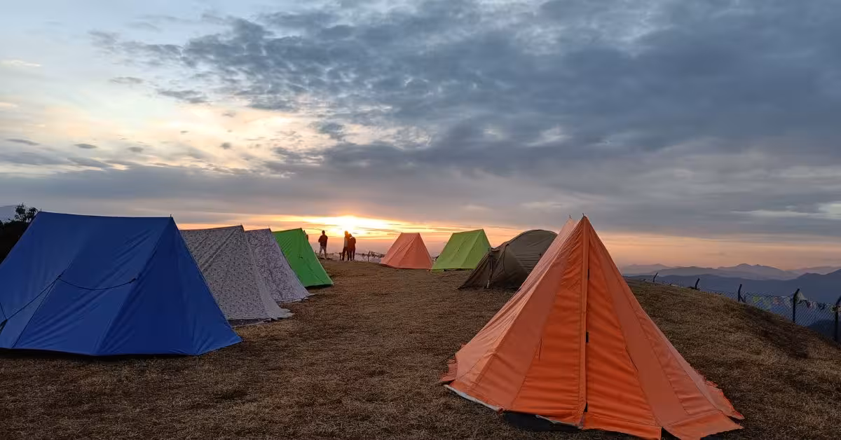 australian-camp-trek.jpg
