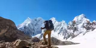 climber-reaching-hillary-step-on-everest.jpg climber-reaching-hillary-step-on-everest.jpg