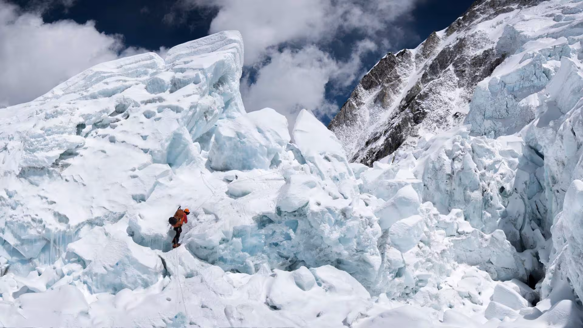 climbing-everest.jpg