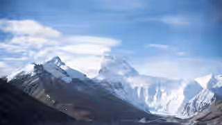 everest-peak.jpg