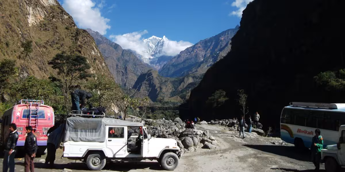 jeep-ride-beginning-annapurna-circuit-adventure-.jpg
