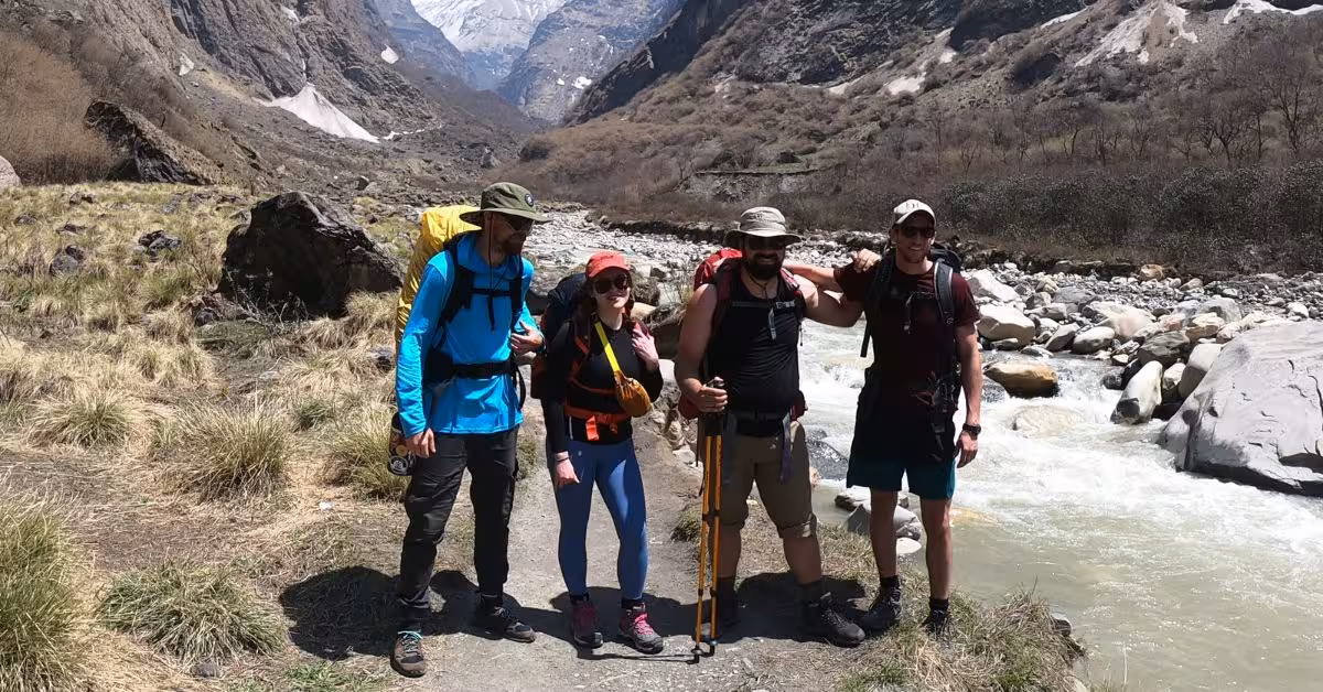 tourists-enjoying-trek-in-nepal.jpg