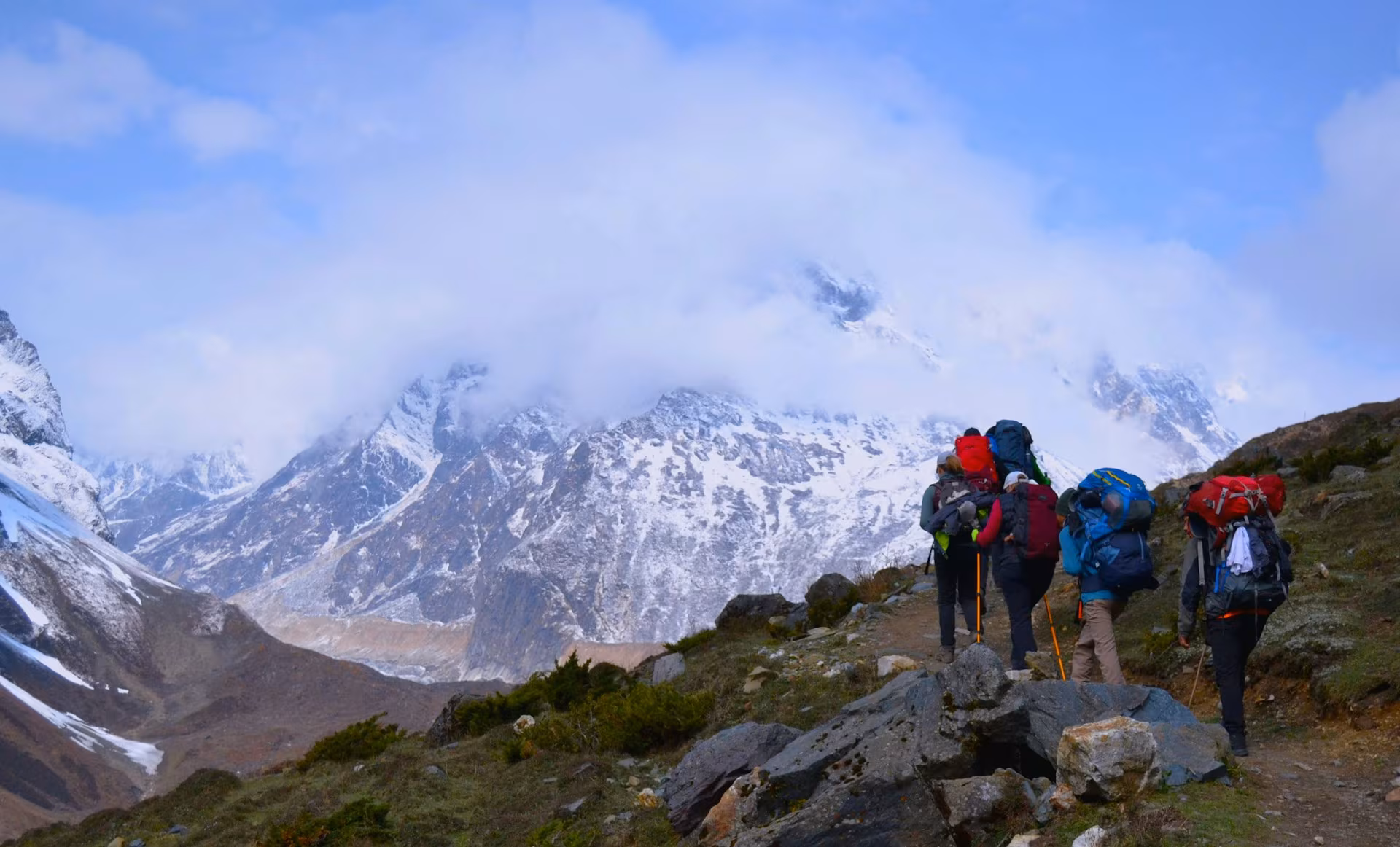 Manaslu Trekking Experience Guide (Packing List, Culture, Villages, Food, Safety & Comparison)