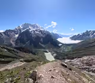 manaslu-circuit-in-june-birendra-lake.jpg