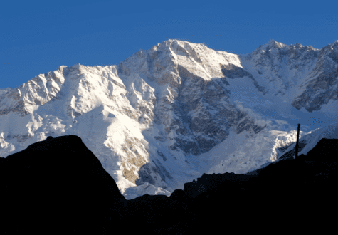 Kanchejunga Base Camp View